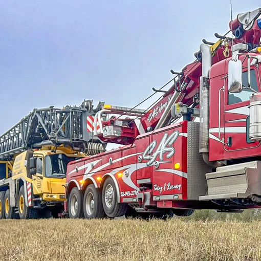 Heavy Duty Towing Service in Lometa